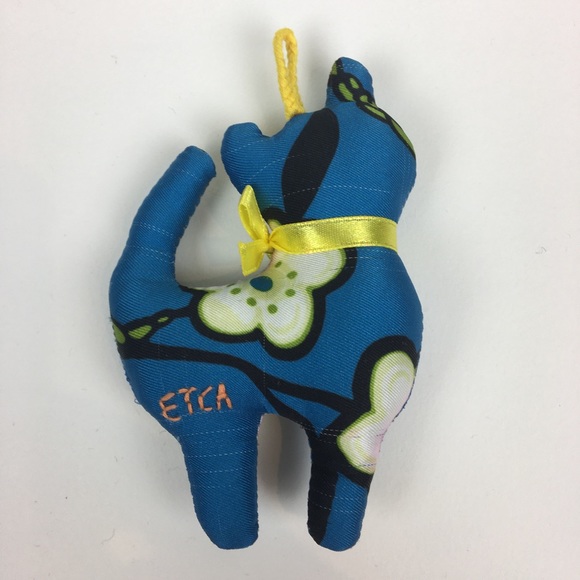 Pair of handmade cats 🐱 keychain ornaments - Picture 6 of 8